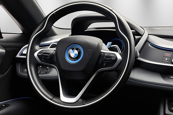 BMW i8 18 of 30