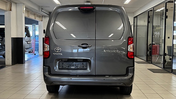 Toyota Proace City 5 of 5