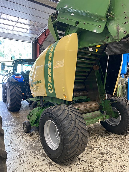 Krone Comprima F 155 4 of 5