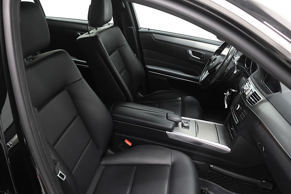 Mercedes-Benz E220 18 of 25