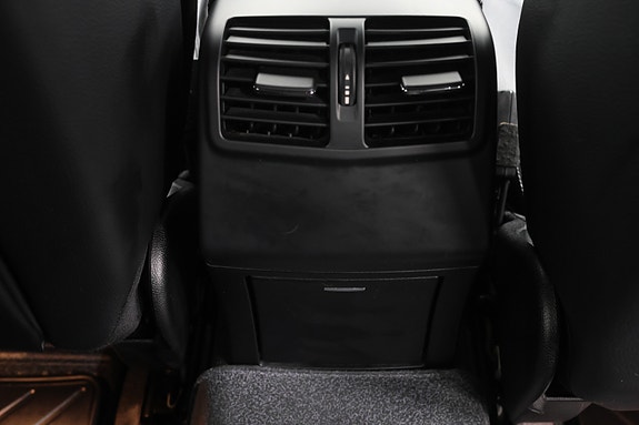 Mercedes-Benz E220 23 of 25