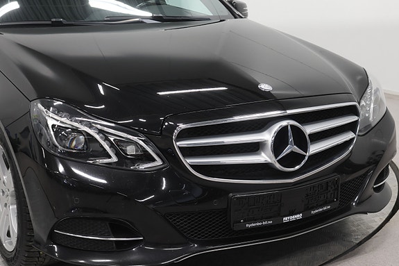 Mercedes-Benz E220 9 of 25