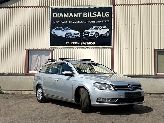 Volkswagen Passat 3 of 27