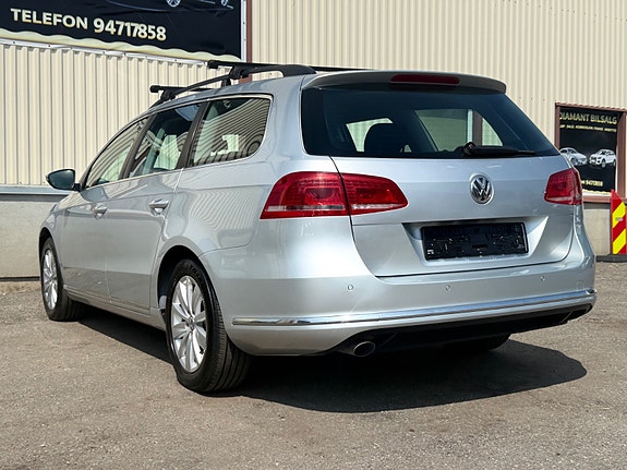 Volkswagen Passat 8 of 27