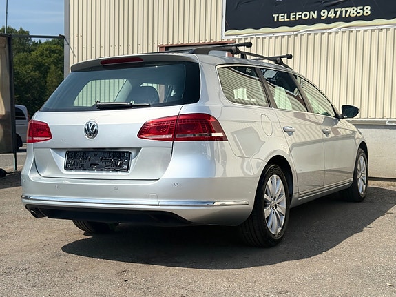 Volkswagen Passat 6 of 27