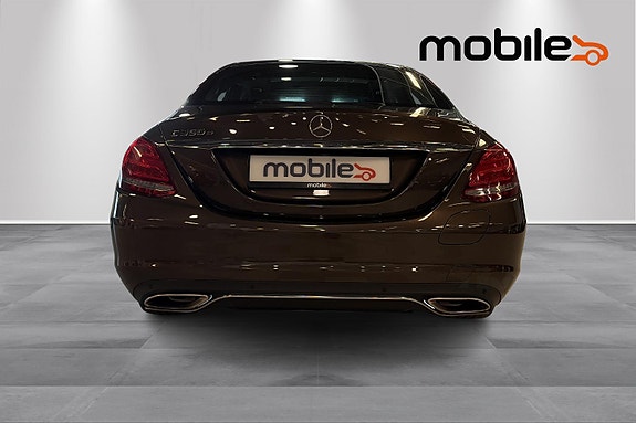 Mercedes-Benz C350 e 4 of 5