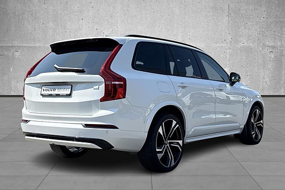 Volvo XC90 6 of 30