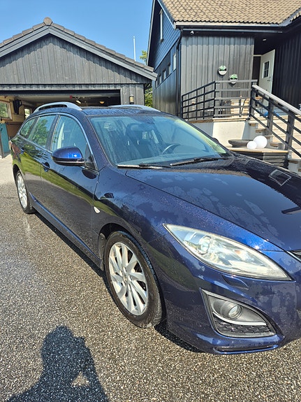 Mazda 6 3 of 5
