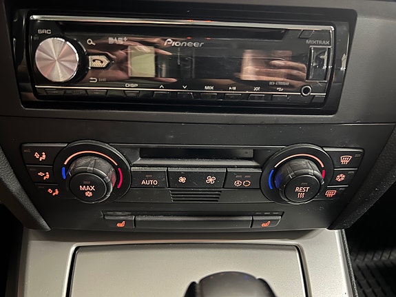 BMW 318i 15 of 21