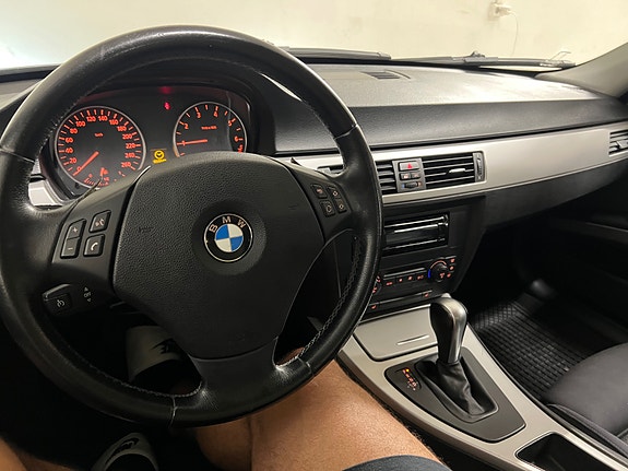 BMW 318i 14 of 21