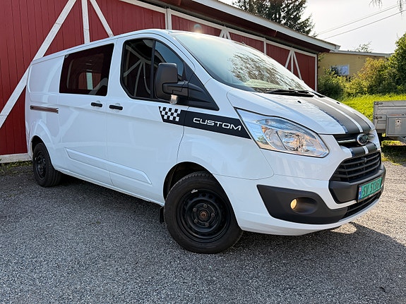 Ford Transit Custom 330L 5 of 5