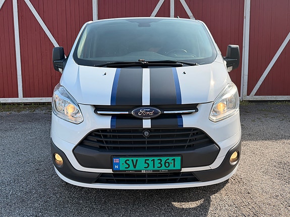 Ford Transit Custom 330L 3 of 5