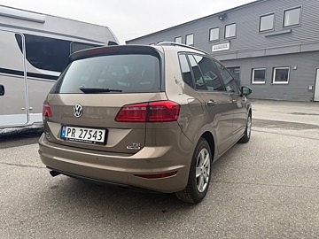 Volkswagen Golf Sportsvan 4 of 5