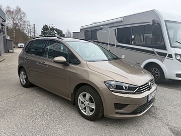 Volkswagen Golf Sportsvan 2 of 5