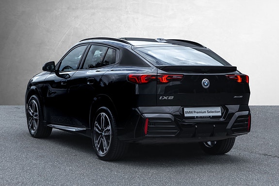 BMW iX2 6 of 30