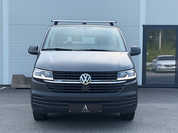 Volkswagen Transporter 3 of 5