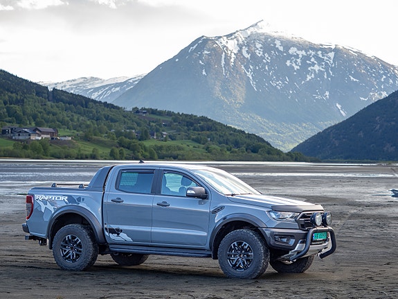Ford Ranger Raptor 4 of 5