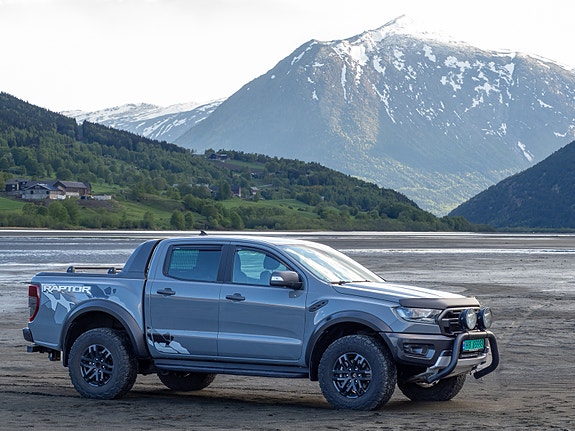 Ford Ranger Raptor 3 of 5