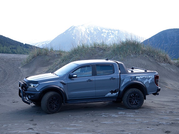 Ford Ranger Raptor 17 of 26