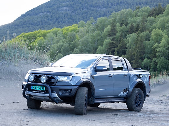 Ford Ranger Raptor 9 of 26