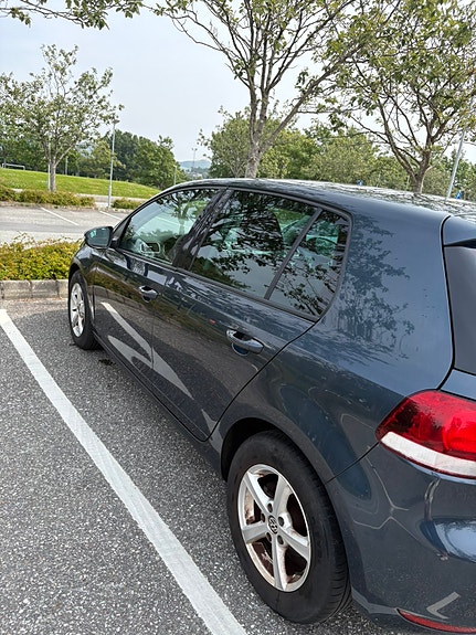 Volkswagen Golf VI 4 of 5