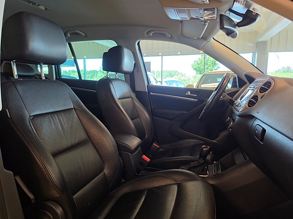 Volkswagen Tiguan 15 of 27