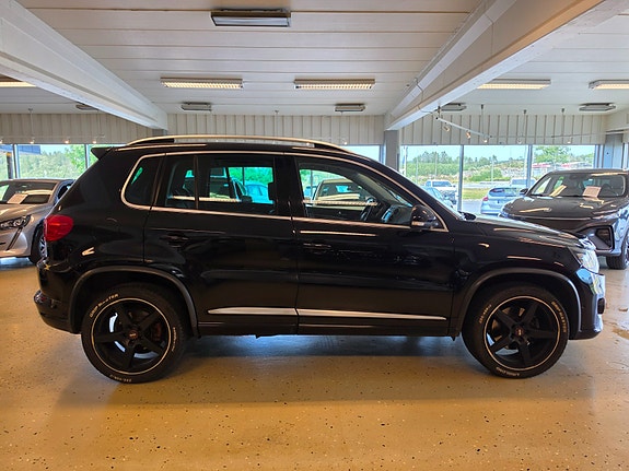 Volkswagen Tiguan 6 of 27