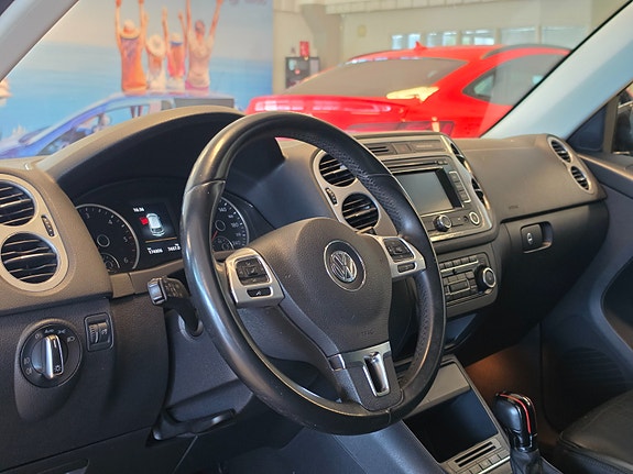Volkswagen Tiguan 10 of 27