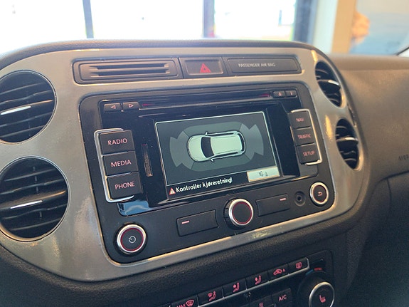 Volkswagen Tiguan 20 of 27