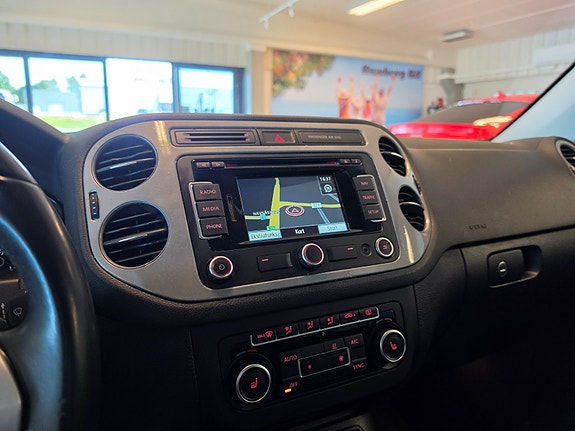Volkswagen Tiguan 19 of 27