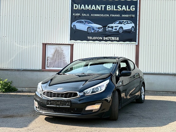 Kia Ceed 3 of 5