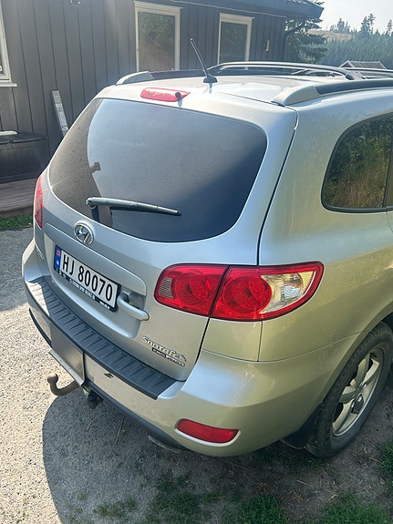 Hyundai Santa Fe 3 of 5