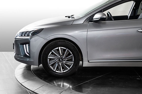 Hyundai IONIQ 5 of 5