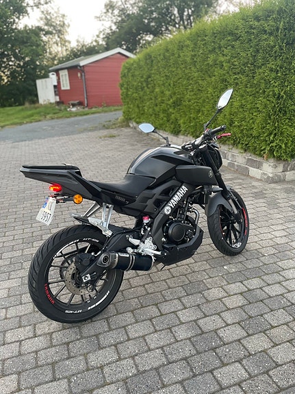 Yamaha MT-125 12 of 13