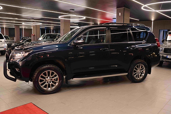 Toyota Land Cruiser 5 of 5