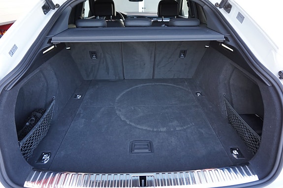 Audi e-tron Sportback 17 of 19