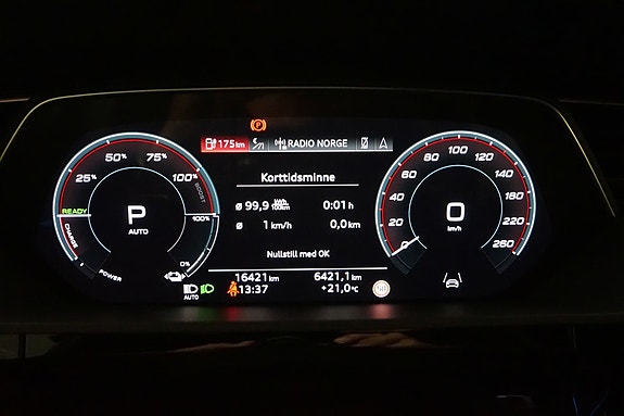 Audi e-tron Sportback 9 of 19