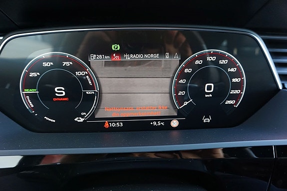 Audi e-tron Sportback 8 of 19