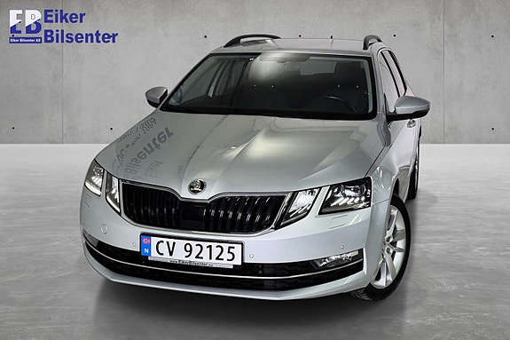 Skoda Octavia 2 of 5