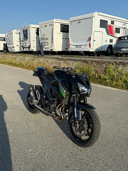Kawasaki Z 800 2 of 20