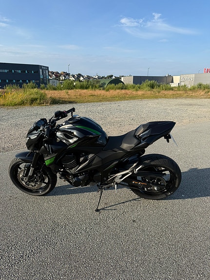 Kawasaki Z 800 6 of 20