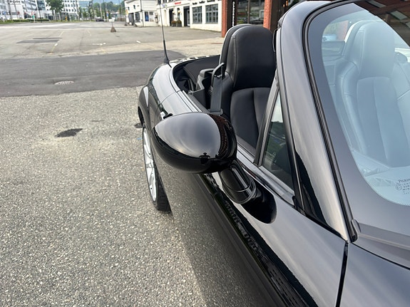 Mazda MX-5 3 of 5