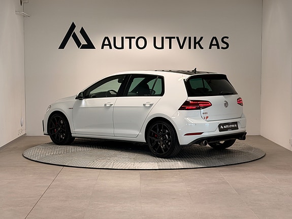Volkswagen Golf 5 of 5