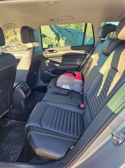 Volkswagen Passat 5 of 5