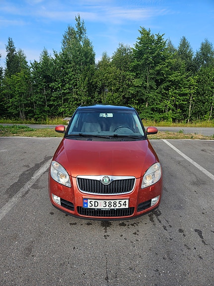 Skoda Fabia 2 of 12