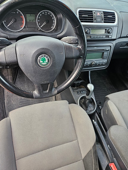 Skoda Fabia 10 of 12