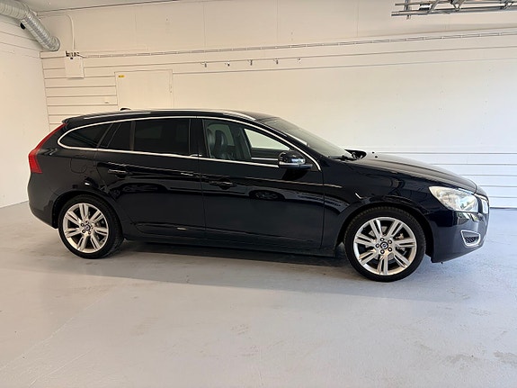 Volvo V60 5 of 5