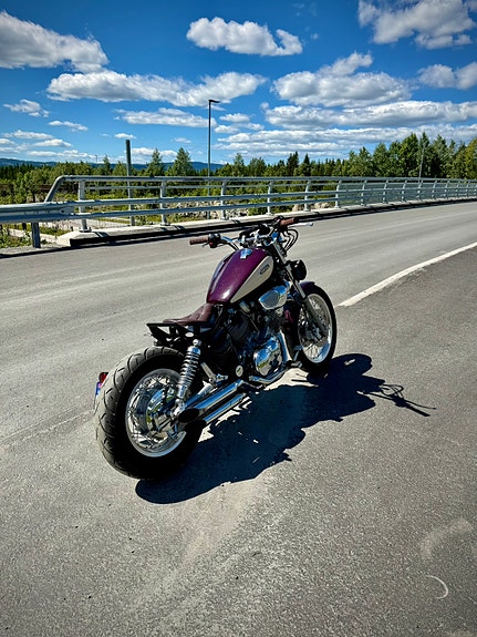 Yamaha XV 750 Virago 4 of 5