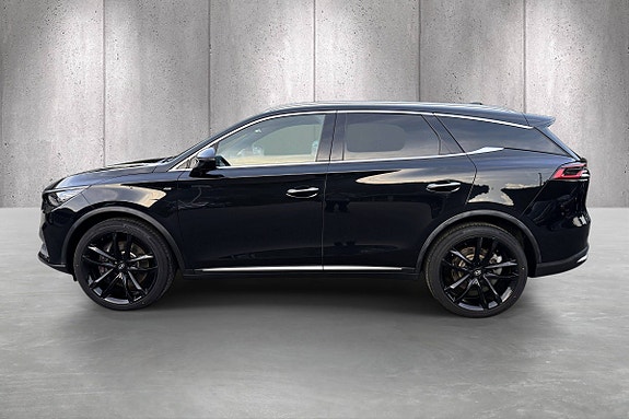 BYD Tang 4 of 5