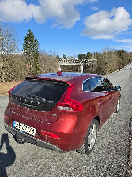 Volvo V40 3 of 5